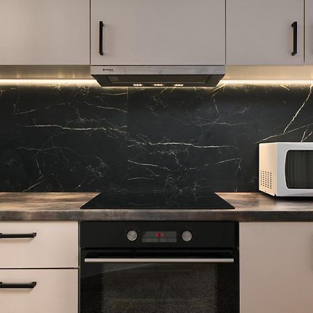אתונה Venias Two-Bedroom Apartment Kallimarmaro And Zappeio Area מראה חיצוני תמונה