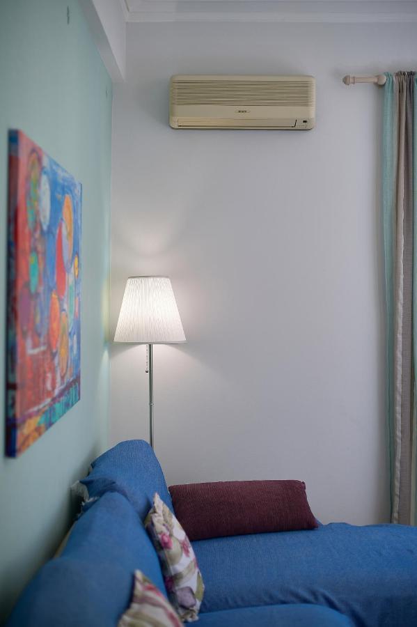 אתונה Venias Two-Bedroom Apartment Kallimarmaro And Zappeio Area מראה חיצוני תמונה