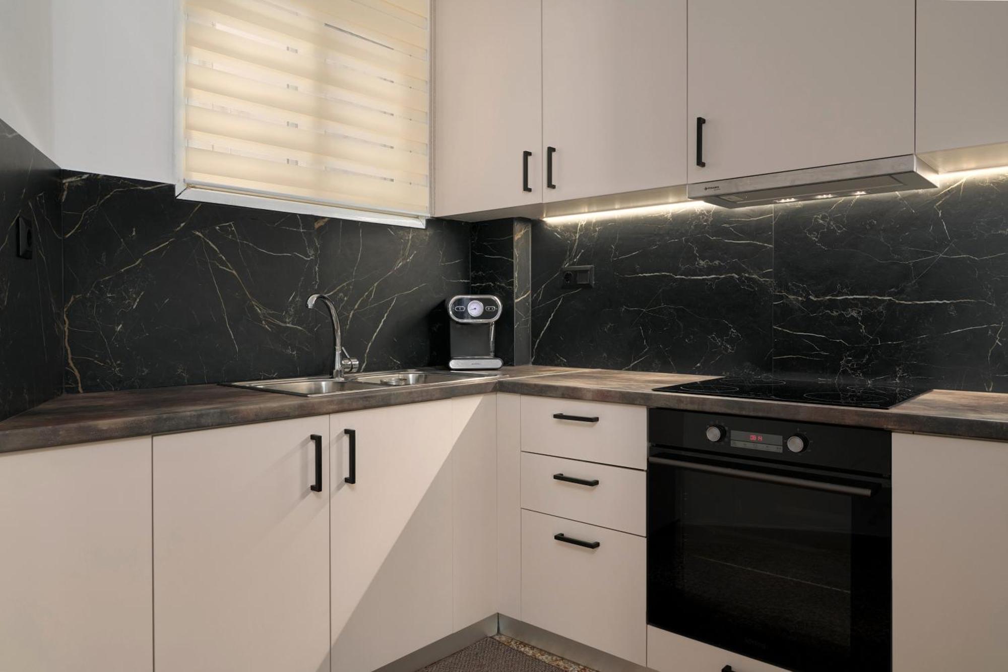 אתונה Venias Two-Bedroom Apartment Kallimarmaro And Zappeio Area מראה חיצוני תמונה